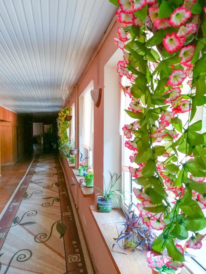 Гостиница Ива Gagra Exterior foto