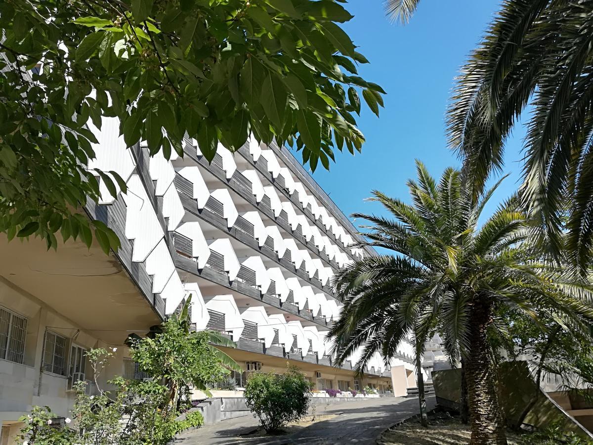 Гостиница Ива Gagra Exterior foto